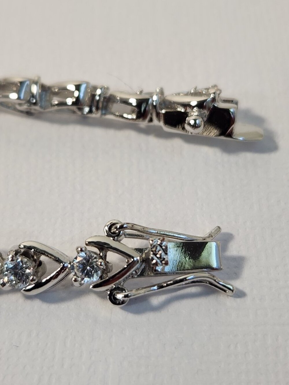 ITALY VTG True VTG 10K White Gold Heart Link Tennis Bracelet 7” 10.81g - Picture 10 of 14